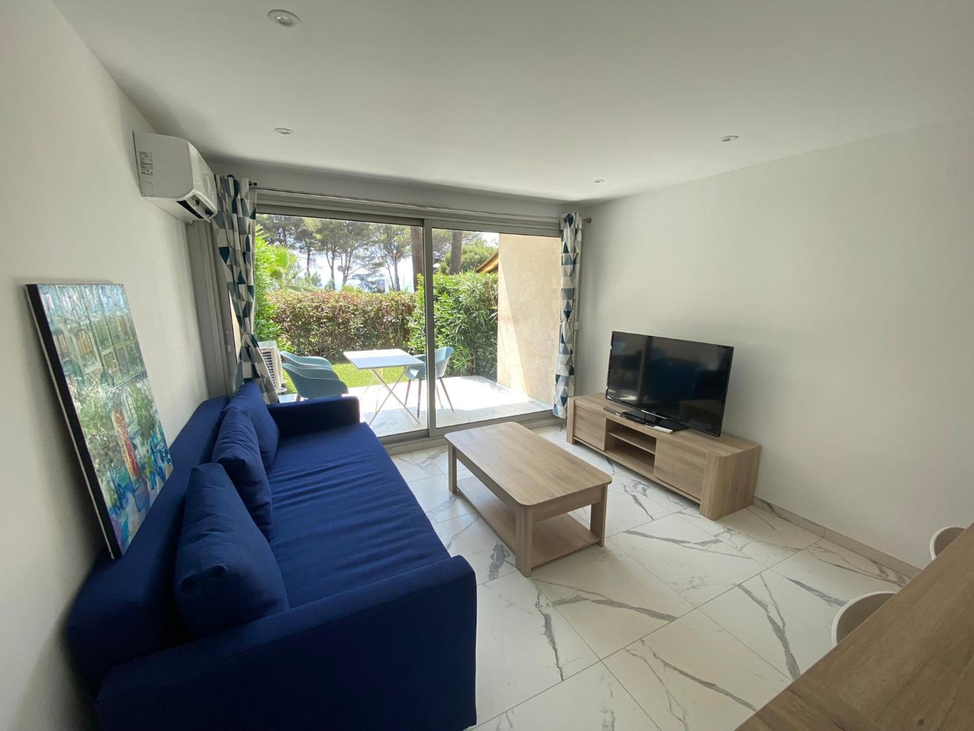 Appartement Face Mer Et Port Santa Lucia Climatise Et Wifi Сен-Рафаэль Экстерьер фото